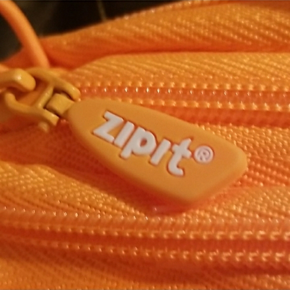 Zipit Small Monster Binder Pouch - Picture 6 of 8